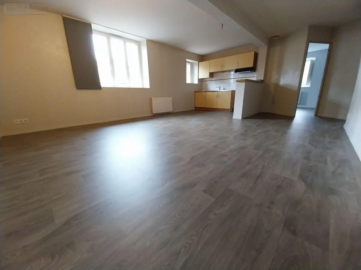 Appartement a vendre Vitré 35500 Ille-et-Vilaine 35 74 m2 3 pièces 177480 euros 35131-359 001