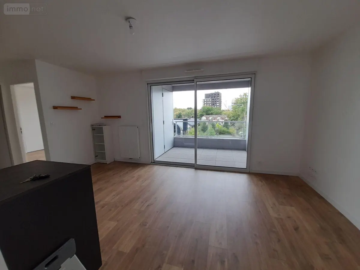 Location appartement Rennes 35000 Ille-et-Vilaine 35 39 m2 2 pièces 800 euros 010/2281 001