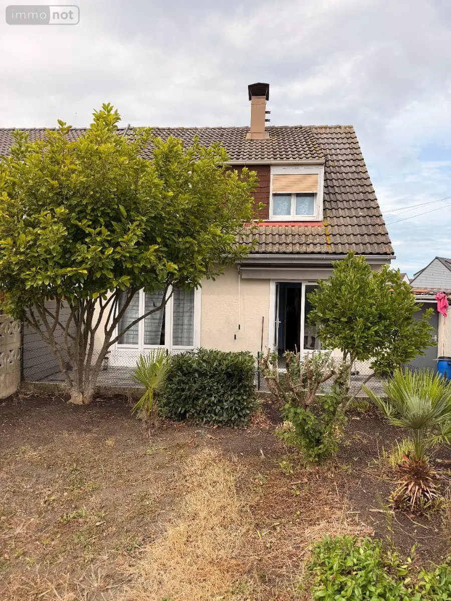 Maison a vendre Cappelle-la-Grande 59180 Nord 59 84 m2 178250 euros V12416 001