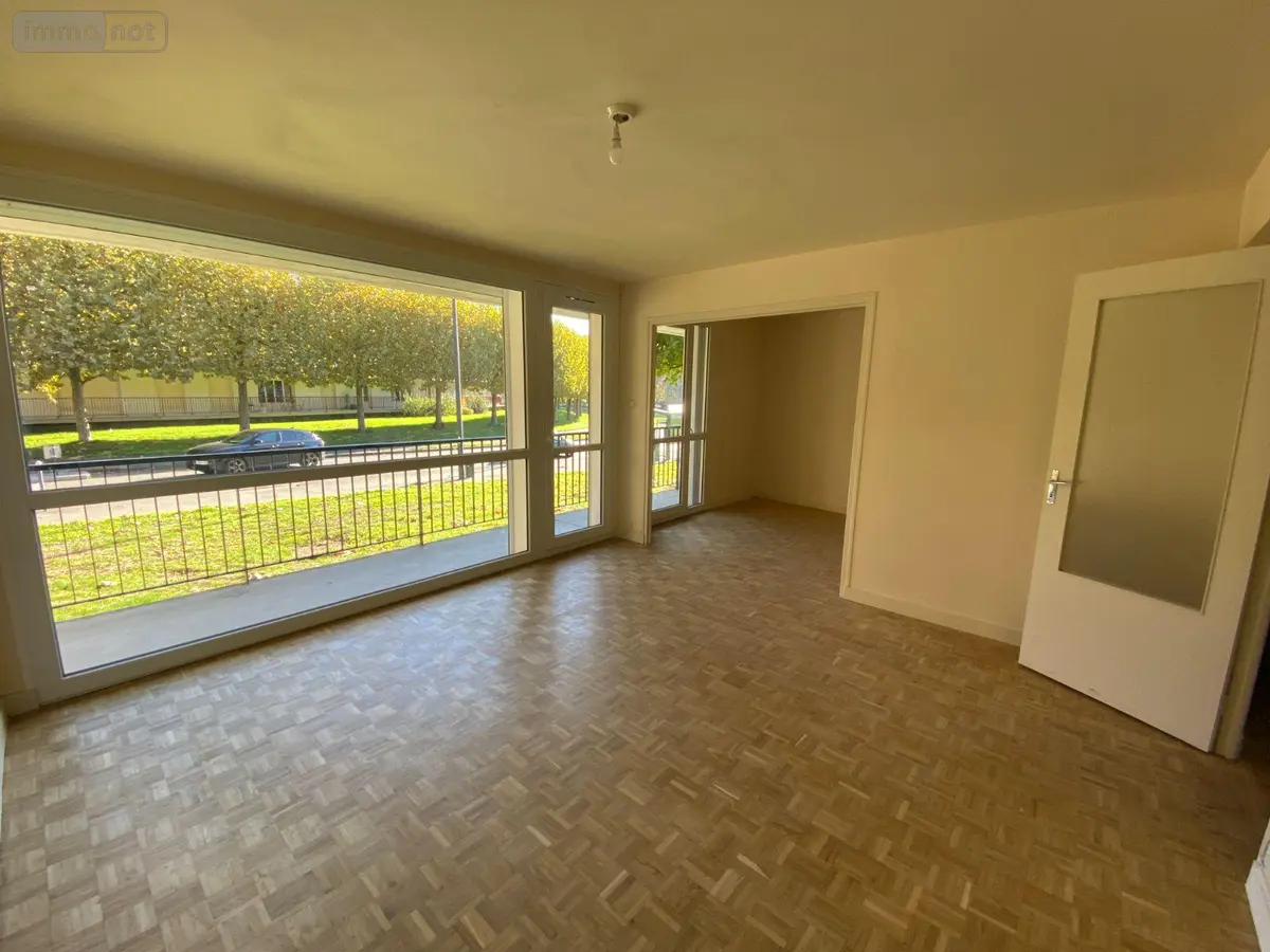 Location appartement Rennes 35000 Ille-et-Vilaine 35 70 m2 885 euros 11803/2467 001