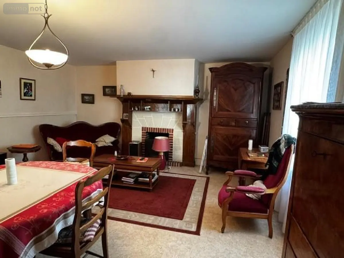 Fonds et murs commerciaux a vendre Janzé 35150 Ille-et-Vilaine 35 146 m2 209600 euros 134/4388 001