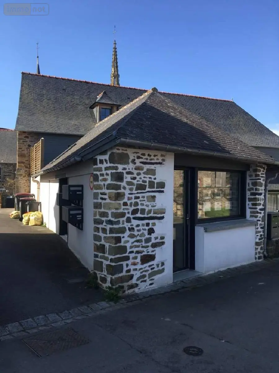 Location fonds et murs commerciaux Piré-Chancé 35150 Ille-et-Vilaine 35 27 m2 1 pièce 400 euros 134/4239 001