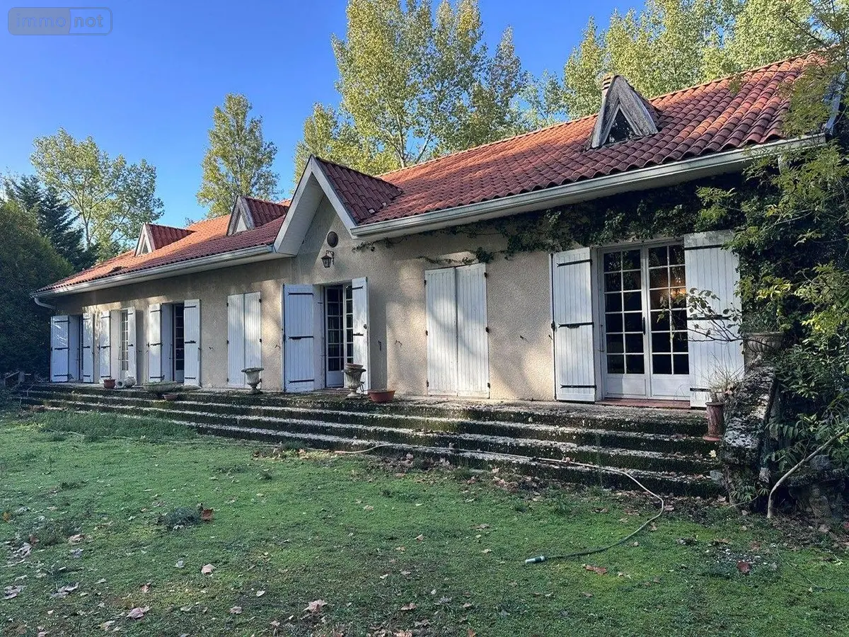 Maison a vendre Le Pian-Médoc 33290 Gironde 33 268 m2 8 pièces 335000 euros 032/1734 001