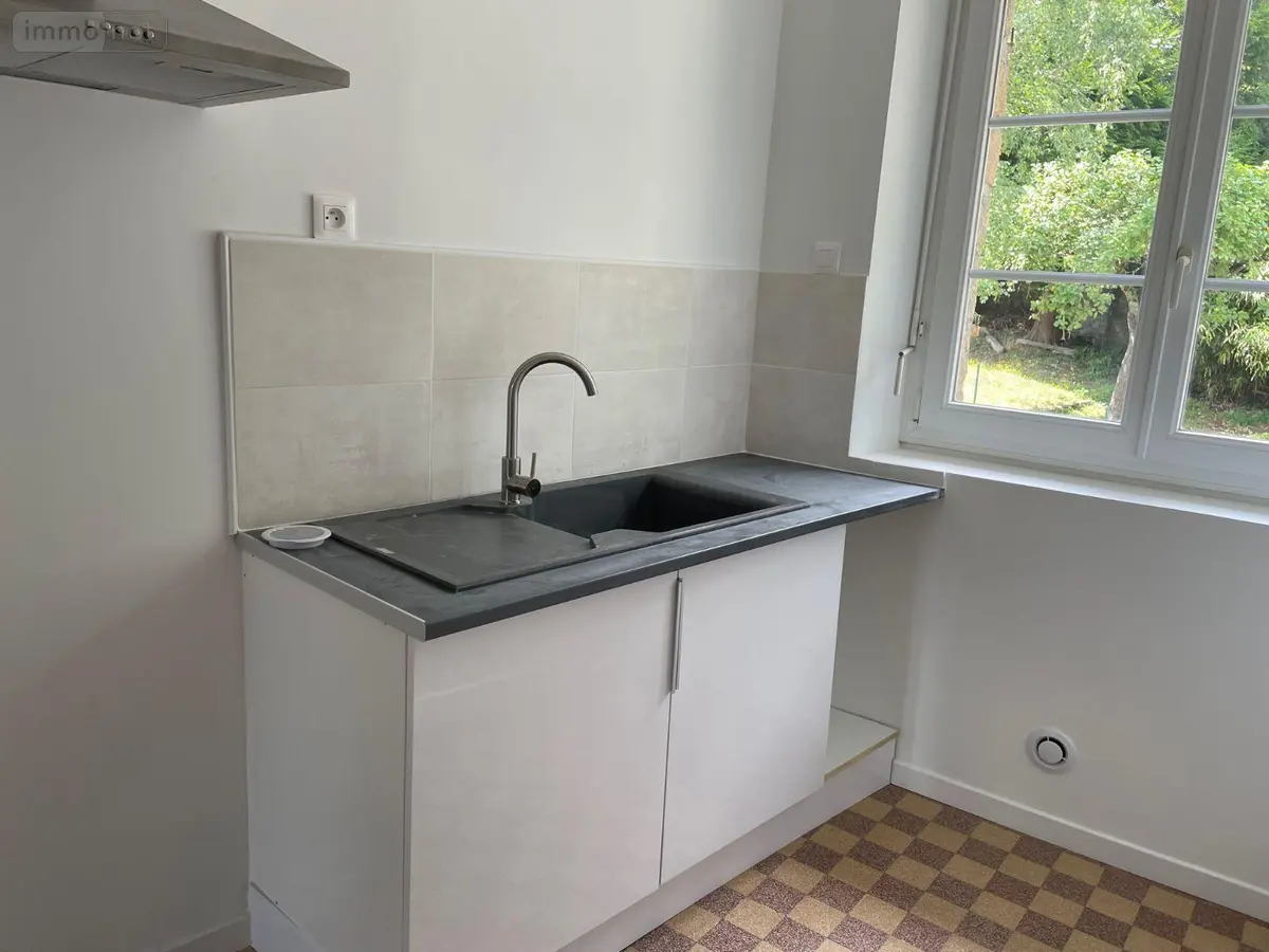 Location appartement Condé-en-Normandie 14110 Calvados 14 61 m2 2 pièces 451 euros 14085-3731 001
