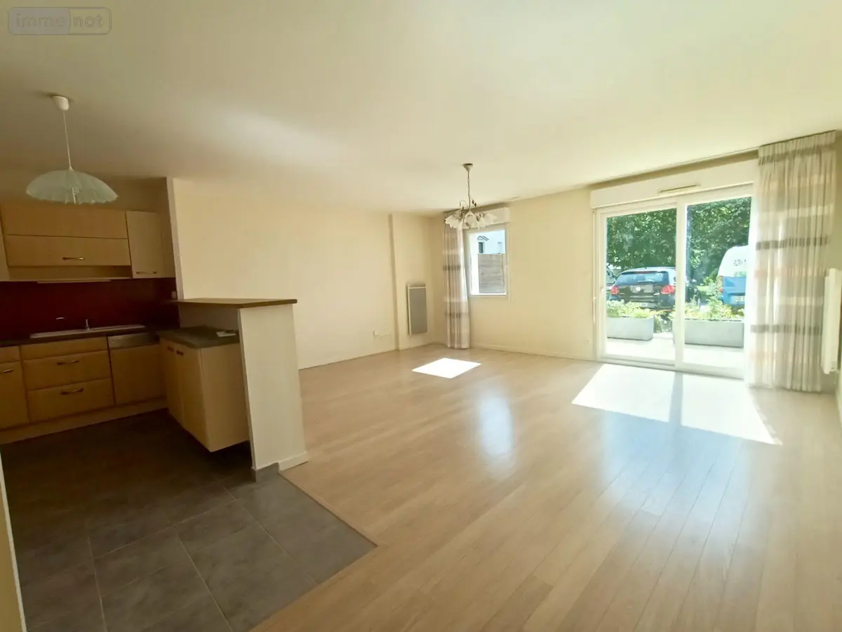 Appartement a vendre Bruz 35170 Ille-et-Vilaine 35 74 m2 3 pièces 199990 euros 35129-7161 001