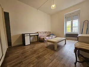 Location appartement Mâcon 71000 Saône-et-Loire 71 29 m2 1 pièce 430 euros 008/2341 001
