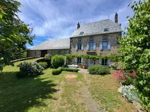Maison a vendre Neuvéglise-sur-Truyère 15100 Cantal 15 223 m2 7 pièces 367900 euros 044/1262 001