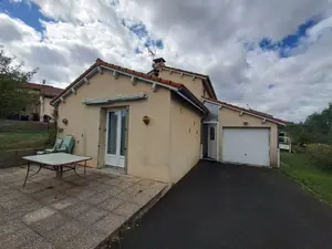 Maison a vendre Saint-Flour 15100 Cantal 15 82 m2 4 pièces 189900 euros 044/1275 001