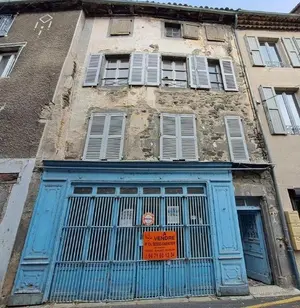 Immeuble de rapport a vendre Saint-Flour 15100 Cantal 15 200 m2 5 pièces 47700 euros 044/296 001