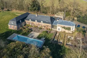 Propriete a vendre Rennes 35000 Ille-et-Vilaine 35 625 m2 10 pièces 1467200 euros 008/2980 001