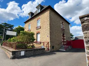 Maison a vendre Fougères 35300 Ille-et-Vilaine 35 220 m2 11 pièces 291088 euros 037/1908 001