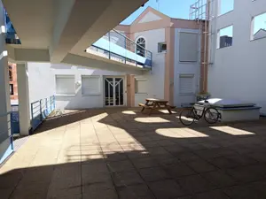 Fonds et murs commerciaux a vendre Tours 37000 Indre-et-Loire 37 96 m2 5 pièces 239200 euros 021/AP0102 001