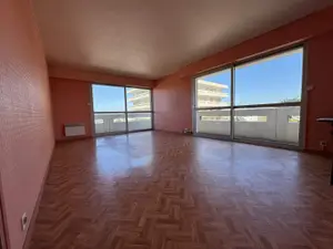 Location appartement Cherbourg-en-Cotentin 50100 Manche 50 78 m2 3 pièces 850 euros 045/1762 001