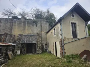 Divers a vendre Montval-sur-Loir 72500 Sarthe 72 210 m2 28500 euros 106935 001
