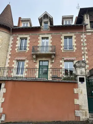 Maison a vendre Vichy 03200 Allier 03 242 m2 10 pièces 367000 euros 2024/879-03020 001