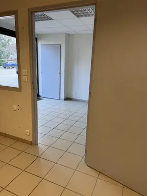 Location fonds et murs commerciaux Amancey 25330 Doubs 25 120 m2 840 euros LP119-25014 001