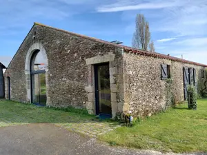 Maison a vendre La Garnache 85710 Vendée 85 438 m2 10 pièces 799000 euros VM5785-85092 001