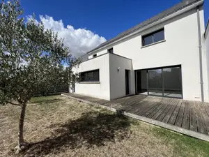 Maison a vendre Châteaugiron 35410 Ille-et-Vilaine 35 126 m2 6 pièces 368530 euros VM2533-35018 001