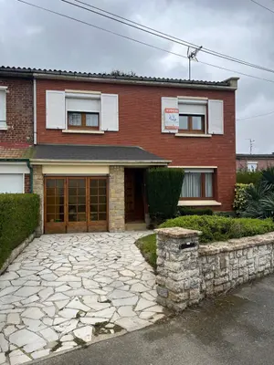 Maison a vendre Arras 62000 Pas-de-Calais 62 106 m2 5 pièces 157200 euros 62001-1167 001