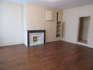 Location appartement Montargis 45200 Loiret 45 92 m2 3 pièces 685 euros 45052-L11 001