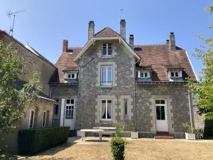Maison a vendre Laval 53000 Mayenne 53 195 m2 9 pièces 482080 euros 53007-2202 001
