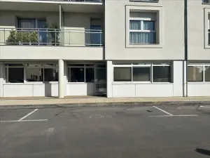 Fonds et murs commerciaux a vendre Charnay-lès-Mâcon 71850 Saône-et-Loire 71 208 m2 10 pièces 290000 euros 71004-1030004 001