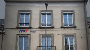 Immeuble de rapport a vendre Sablé-sur-Sarthe 72300 Sarthe 72 233 m2 168000 euros 72068-1948 001