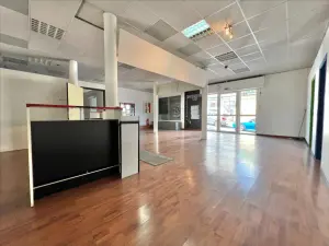 Fonds et murs commerciaux a vendre Le Tampon 97430 La Réunion 974 120 m2 5 pièces 240000 euros 35631 001