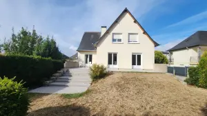 Maison a vendre Laval 53000 Mayenne 53 147 m2 8 pièces 335360 euros 53005-2205 001