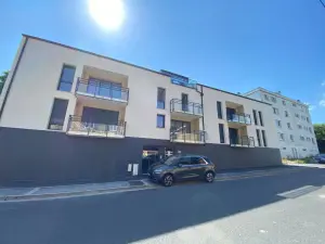Location garage et parking Tinqueux 51430 Marne 51 10 m2 70 euros 51047-L323 001
