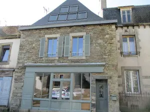 Maison a vendre Carhaix-Plouguer 29270 Finistère 29 244 m2 5 pièces 107610 euros 29064-2792 001