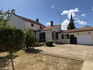 Maison a vendre Nieul-le-Dolent 85430 Vendée 85 165 m2 5 pièces 280100 euros 85072-1152 001
