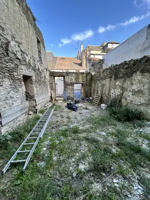 Immeuble de rapport a vendre Le Palais 56360 Morbihan 56 53 m2 145935 euros 56026-830 001
