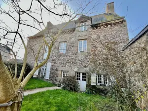 Maison a vendre Dol-de-Bretagne 35120 Ille-et-Vilaine 35 157 m2 7 pièces 377880 euros 35130-3775 001