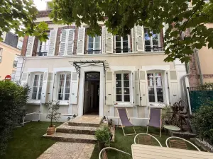 Maison a vendre Chartres 28000 Eure-et-Loir 28 202 m2 8 pièces 795000 euros 28111-2 001