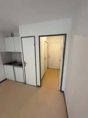 Location appartement Amiens 80000 Somme 80 17 m2 1 pièce 465 euros 80121-L607 001