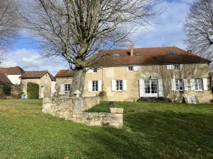 Maison a vendre Broût-Vernet 03110 Allier 03 310 m2 14 pièces 480000 euros 63022-38 001