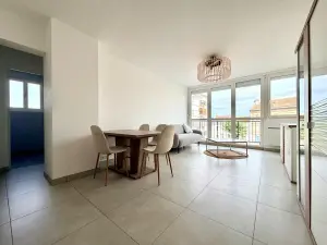 Location appartement Reims 51100 Marne 51 54 m2 983 euros 51067-L71 001