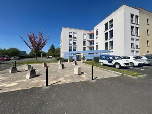 Divers a vendre Le Rheu 35650 Ille-et-Vilaine 35 166 m2 261250 euros ENO 001