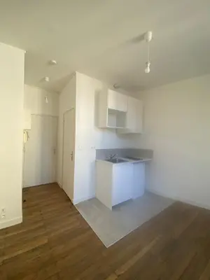 Location appartement Angers 49000 Maine-et-Loire 49 13 m2 470 euros 49009-L125 001