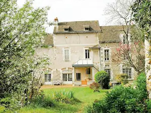Maison a vendre Descartes 37160 Indre-et-Loire 37 196 m2 8 pièces 199920 euros 082/379 001