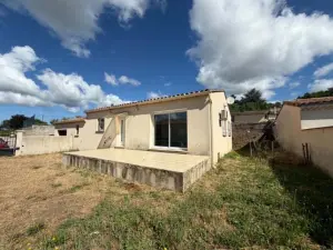 Location maison Saint-Just-d'Ardèche 07700 Ardèche 07 91 m2 4 pièces 905 euros 26060-L125 001