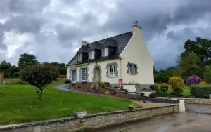 Maison a vendre Poullaouen 29246 Finistère 29 154 m2 8 pièces 168000 euros 29066-3831 001