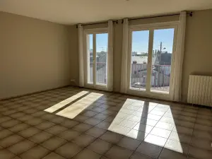 Appartement a vendre Bourges 18000 Cher 18 105 m2 5 pièces 111000 euros 18005-1705 001