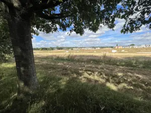 Terrain a batir a vendre Châteaugiron 35410 Ille-et-Vilaine 35 89079 euros 35018-1250 001