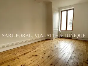 Location appartement Saint-Denis-en-Bugey 01500 Ain 01 30 m2 1 pièce 480 euros 01031-L736 001