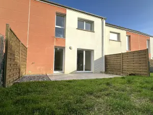 Location maison Gévezé 35850 Ille-et-Vilaine 35 80 m2 4 pièces 950 euros 35014-L285 001