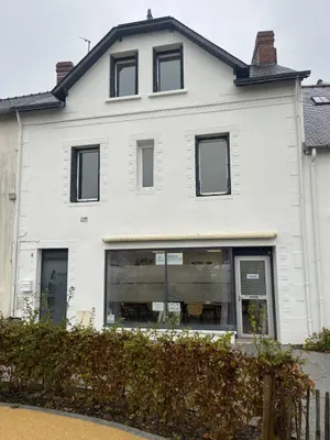 Immeuble de rapport a vendre Ploërmel 56800 Morbihan 56 193 m2 270500 euros 56044-1450 001