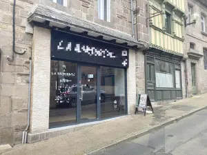 Location fonds et murs commerciaux Lannion 22300 Côtes-d'Armor 22 43 m2 650 euros 22086-L54 001