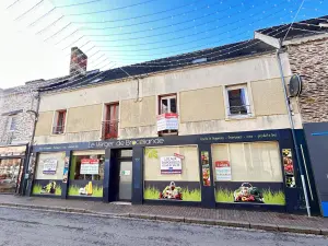 Fonds et murs commerciaux a vendre Guer 56380 Morbihan 56 285 m2 332480 euros 56046-1341 001